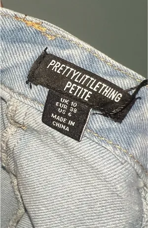 Pretty Little Thing denim dress thumbnail 5