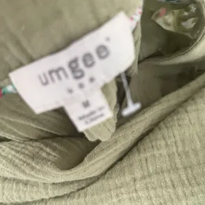 NEW Umgee Olive Green Swiss Dot Mini Dress Puff Sleeve MEDIUM Boho thumbnail 13