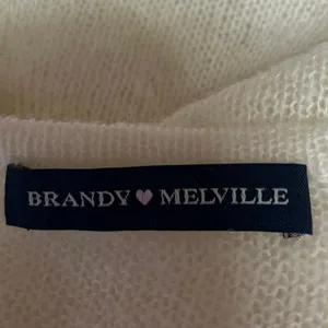 Brandy Melville White Knit Pullover Cozy V Neck Long Sleeve Sweater Top Size S thumbnail 3