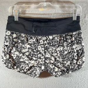 1108 | Lululemon Speed Up Floral Print Running Athletic Shorts Black‎ White 4 thumbnail 2