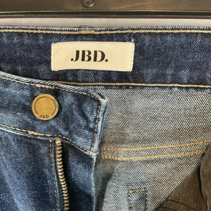 Navy Women's Straight Leg Jeans Blue Size 27 thumbnail 3