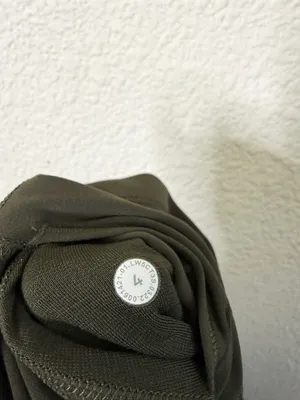 Lululemon Align High Rise Pant 25"‎ Green Womens Size 4 thumbnail 4