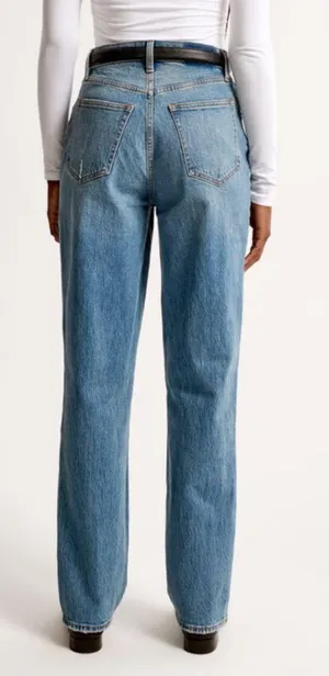 Abercrombie Women's Ultra High Rise 90s Straight Jeans thumbnail 6