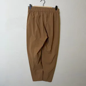 Lululemon Dynamic Days Pant‎ Saddle Brown Tan Womens Size 4 thumbnail 4