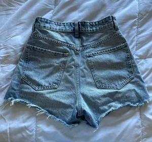 ZARA Shorts thumbnail 3