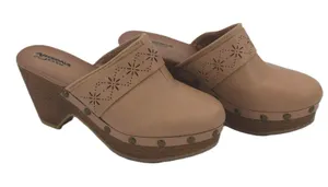 Arizona Jeans Co Tan Faux Leather Cutout Wedge Clogs Women's Size‎ 7.5 thumbnail 1