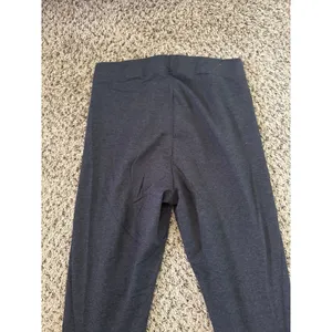 Old Navy Women's Gray Ankle Leggings Size Medium thumbnail 6