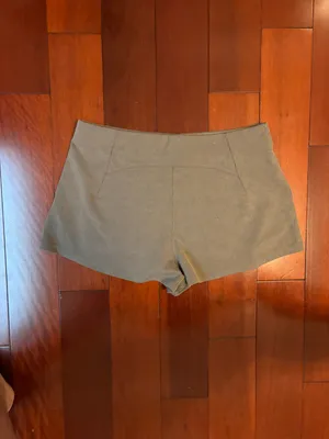 Lululemon Shorts thumbnail 3
