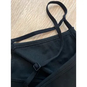 Hurley Dri Fit Black Strappy Sports Bra Bralette Size Small Adjustable Soft thumbnail 4