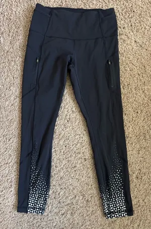 Lululemon Black Leggings with White Accents size 8 thumbnail 1