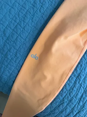 Alo Yoga Leggings thumbnail 4