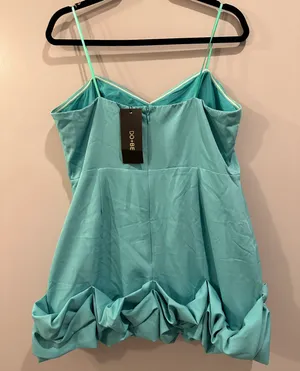 Dress thumbnail 2