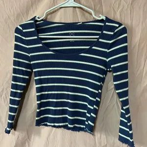 Pacsun long sleeve thumbnail 1