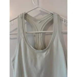 lululemon tank top NO SIZE TAG thumbnail 2