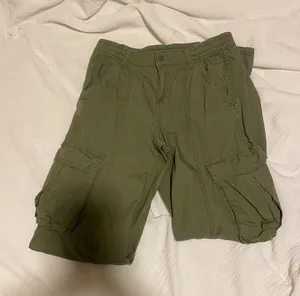 H&M Army Green Cargo Pant thumbnail 3