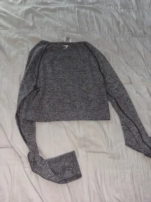 Gymshark Top Long Sleeve Crop thumbnail 2