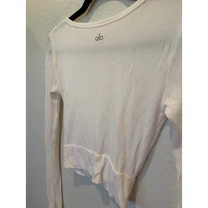 Alo Yoga Cover Long Sleeve Top Cream Ivory Ribbed Wrap Front Cropped Small thumbnail 4