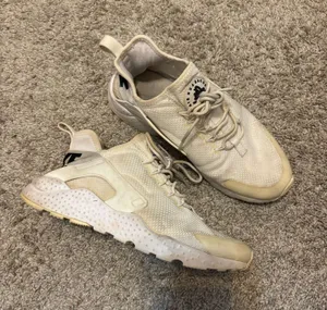 Nike Shoes Huarache thumbnail 1