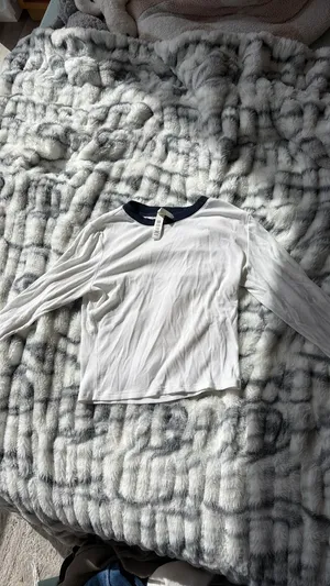 SKIMS Long Sleeve thumbnail 6