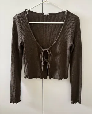 Garage Cropped Sweater thumbnail 1