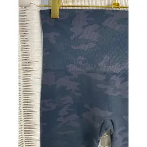 Spanx Look at Me‎ Now Seamless Leggings Camo High Rise Size M thumbnail 2