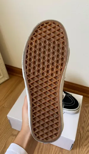 Vans High Top thumbnail 2