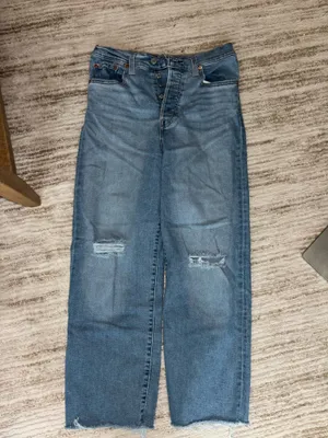 Levi’s Ribcage Straight Jeans thumbnail 2