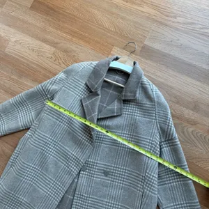 Checked Oversized Wool Coat With Drop Shoulders and Cocoon Silhouette thumbnail 7