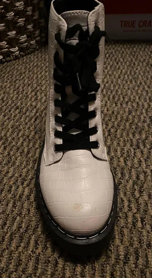 White Leather Boots Size 8 thumbnail 3