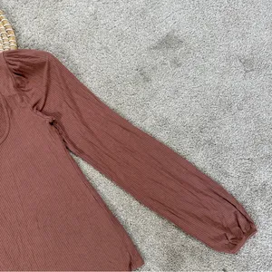 Abercrombie & Fitch Women’s Ribbed Puff Sleeve Longsleeve Shirt in Mauve M thumbnail 6