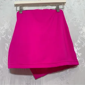 Finesse Hot Pink Fun & Flirty Mini Skirt XS Galentines Date Night Valentines Day thumbnail 3