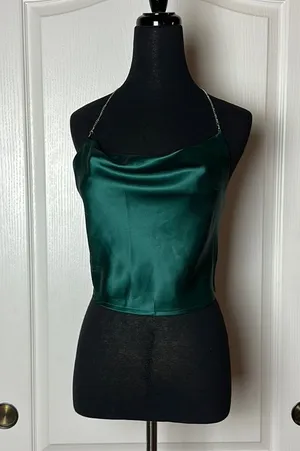 EMERALD GREEN DRAPE FRONT CHAIN HALTER BLOUSE thumbnail 1