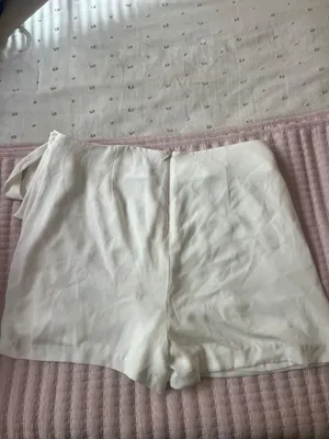 White Skort Size M thumbnail 2