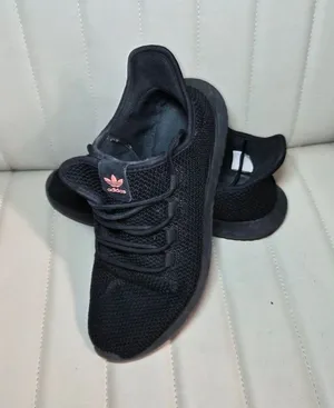 adidas Black Knit Low-Top Sneakers with Pink Trefoil thumbnail 1