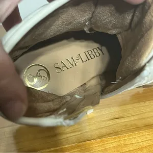 Sam & Libby‎ Women's Otis Quilted Heeled Ankle Boot In Soft Eggshell Size 9 thumbnail 8