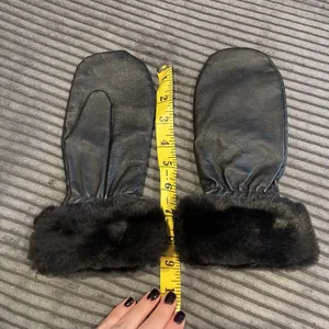 VTG Wilsons Women's Gloves Black Faux Fur Cuff Leather Fleece Large thumbnail 7