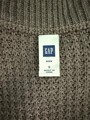 GAP Women’s Gray Ribbed Button-Front Sweater thumbnail 6