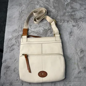 Fossil Cream Pebbled Leather Crossbody Bag Organizer Purse Off White thumbnail 15