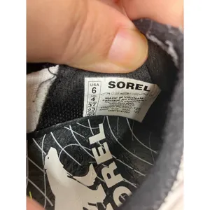 Sorel Kinetic Impact Lace Sneakers Womens 6 White Orange Excellent NL4952-125 thumbnail 7