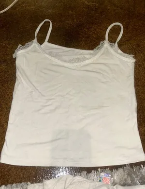 Laced Trimmed Women’s Cami Top White thumbnail 1