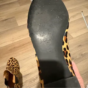 J Crew Calf Hair Leopard Print Chelsea‎ Ankle Boots size 6 thumbnail 9