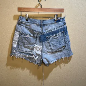 American Eagle size 6 High Rise rainbow patchwork 90’s Boyfriend Shorts thumbnail 2