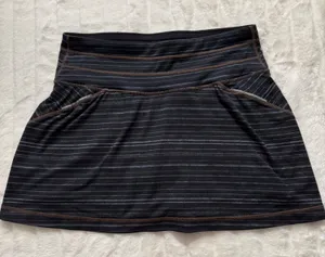 Athleta Black Striped Skort Skirt with Built-In Shorts‎ Activewear Size S thumbnail 1