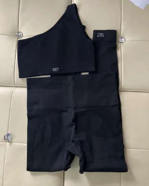 Set Active Onyx Leggings & Matching One Shoulder Bra thumbnail 4