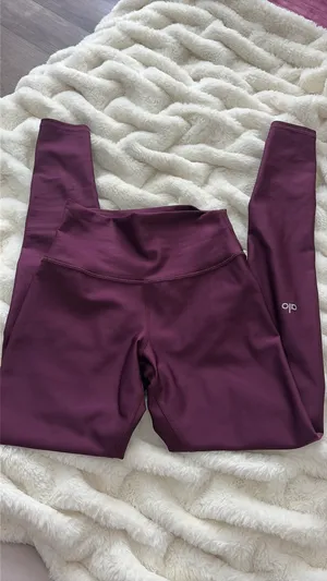 Alo Yoga Leggings High-Waisted Airlift thumbnail 2