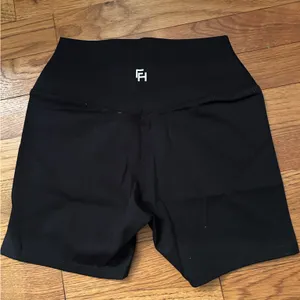 First Health Black Women's athletic shorts thumbnail 2