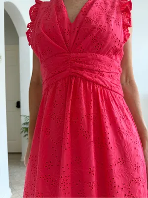 NWT Maggy London Coral Eyelet Midi Dress Size 6 Ruffle V-Neck thumbnail 4