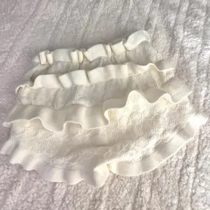Shein Women's Cream and White Shorts thumbnail 6