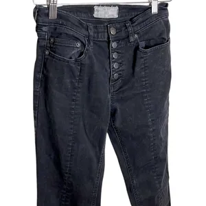 Free‎ People We the Free Washed Black Cropped Denim Size 27 24" inseam EUC thumbnail 2