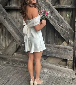 Princess Polly Homecoming dress thumbnail 3
